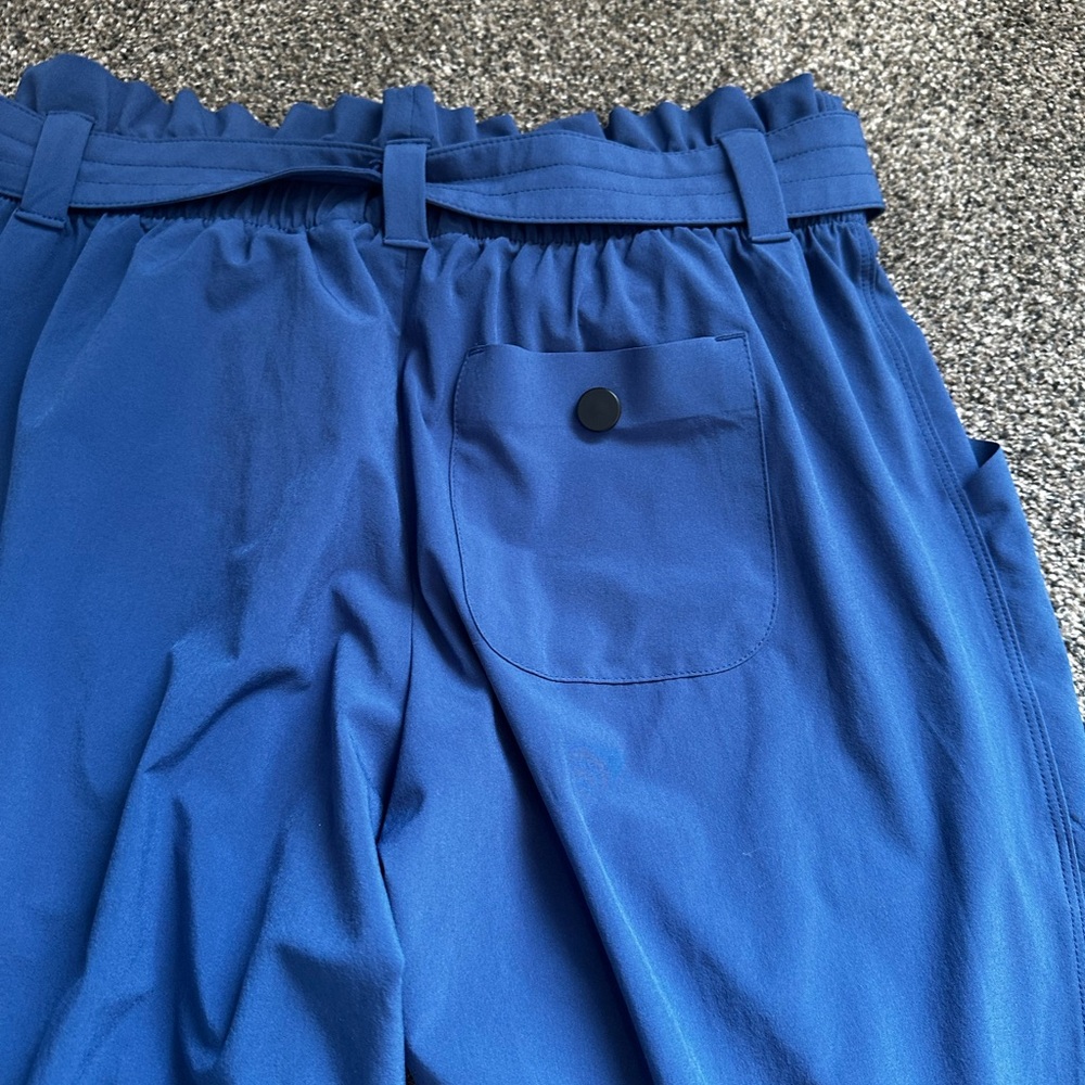 Athleta Women's Blue Skyline Paper-bag Waist Pants Size 2P - Picture 12 of 14